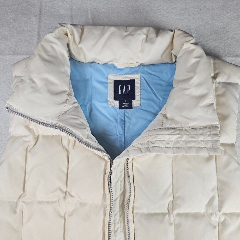 GAP Down Y2K Puffer Vest Full Zip – Lightweight Quilted Warm Winter Layer SIze M - Picture 3 of 6